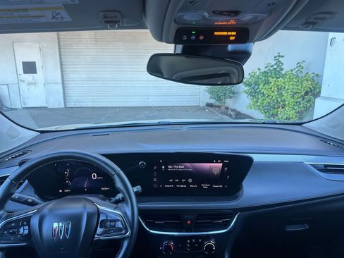Used 2025 Buick Encore GX Preferred image 33