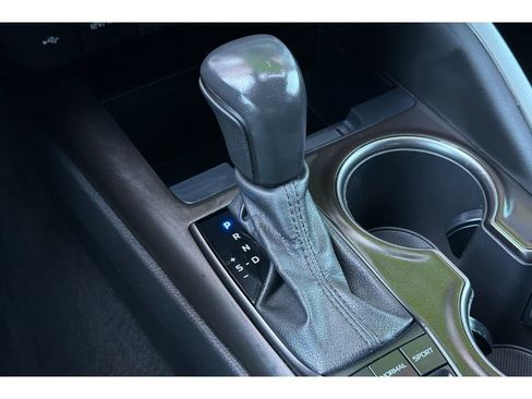 Used 2021 Toyota Camry XSE image 23