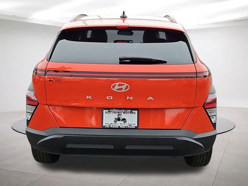 Used 2024 Hyundai Kona SEL image 6