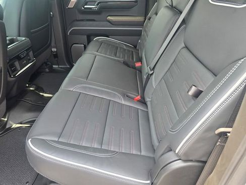New 2026 GMC Sierra 1500 AT4X AWD/4WD image 9