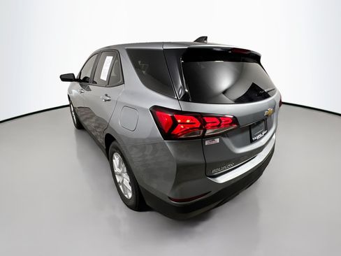 Used 2023 Chevrolet Equinox LS w/ LS Convenience Package FWD image 8