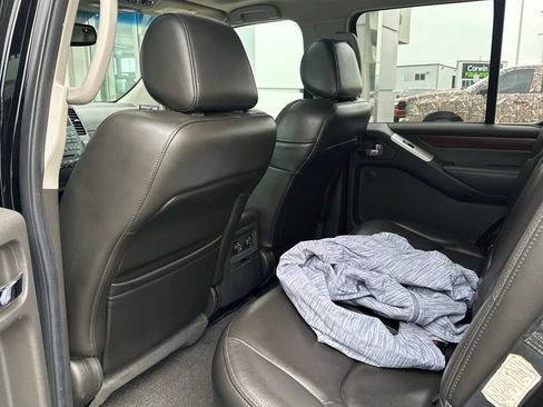 Used 2008 Nissan Pathfinder LE AWD/4WD image 8