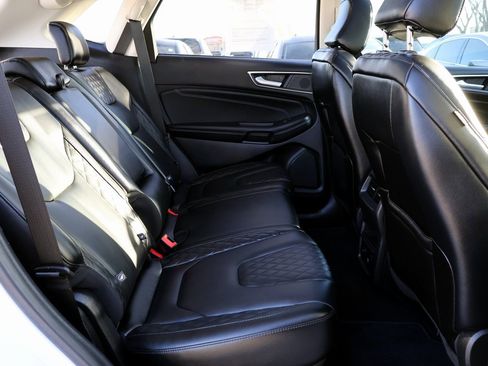 Used 2023 Ford Edge Titanium image 15