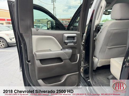 Used 2018 Chevrolet Silverado 2500 W/T AWD/4WD image 11
