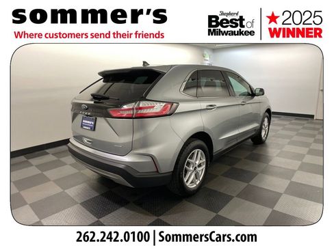 Used 2023 Ford Edge SEL image 5