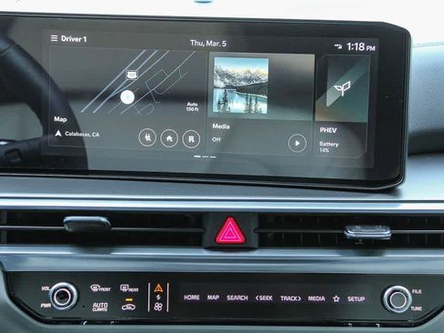 Used 2025 Kia Sorento SX Prestige AWD/4WD image 12