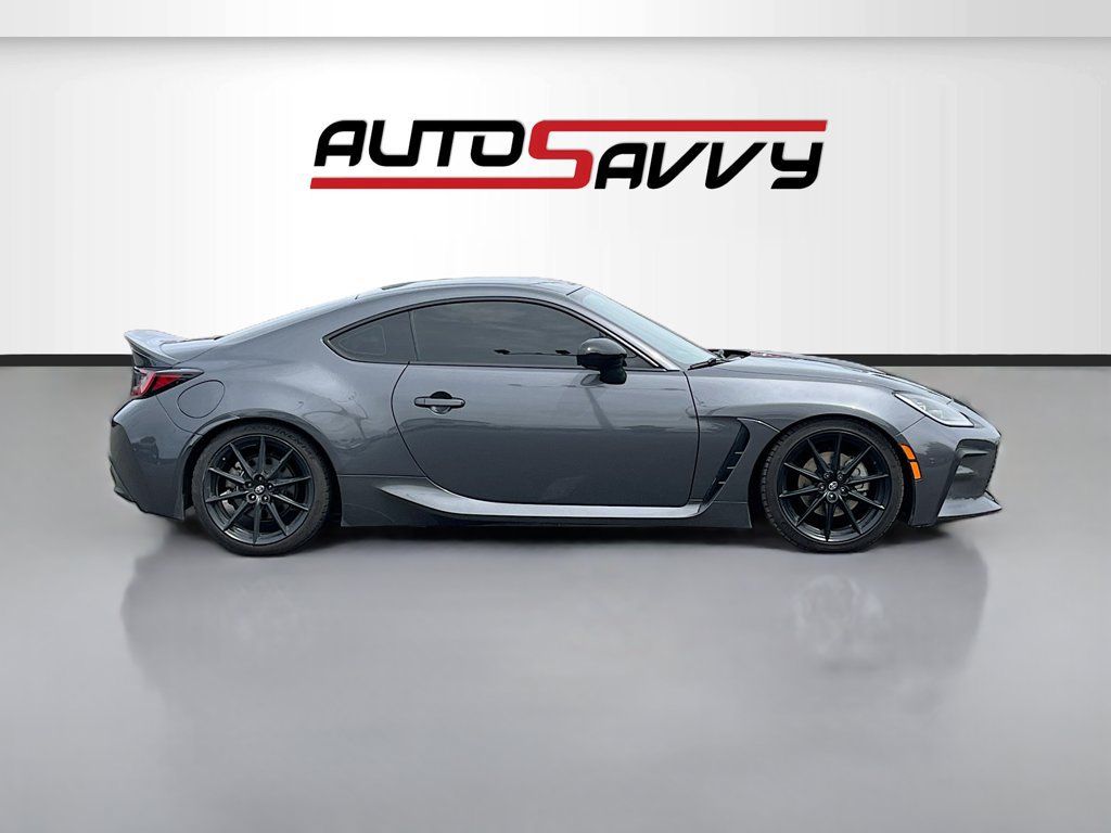 Used 2023 Toyota GR86 Premium RWD image 8