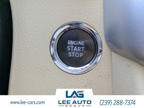 Used 2019 Toyota Highlander Limited image 30