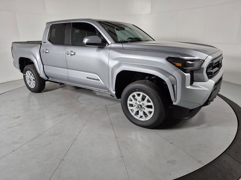 New 2025 Toyota Tacoma SR5 image 7