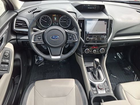 Used 2019 Subaru Forester Limited AWD/4WD image 12