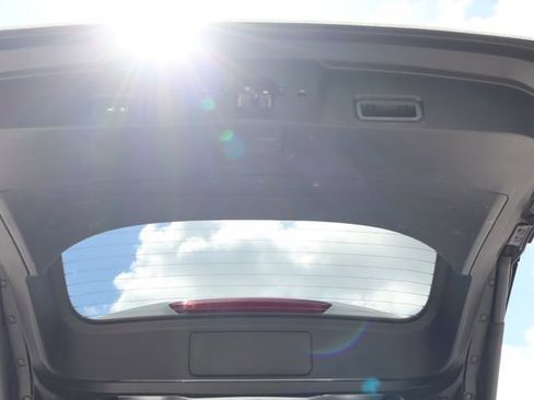 Used 2024 Nissan Rogue SV FWD image 23