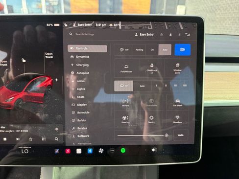 Used 2023 Tesla Model 3 Standard Range image 35