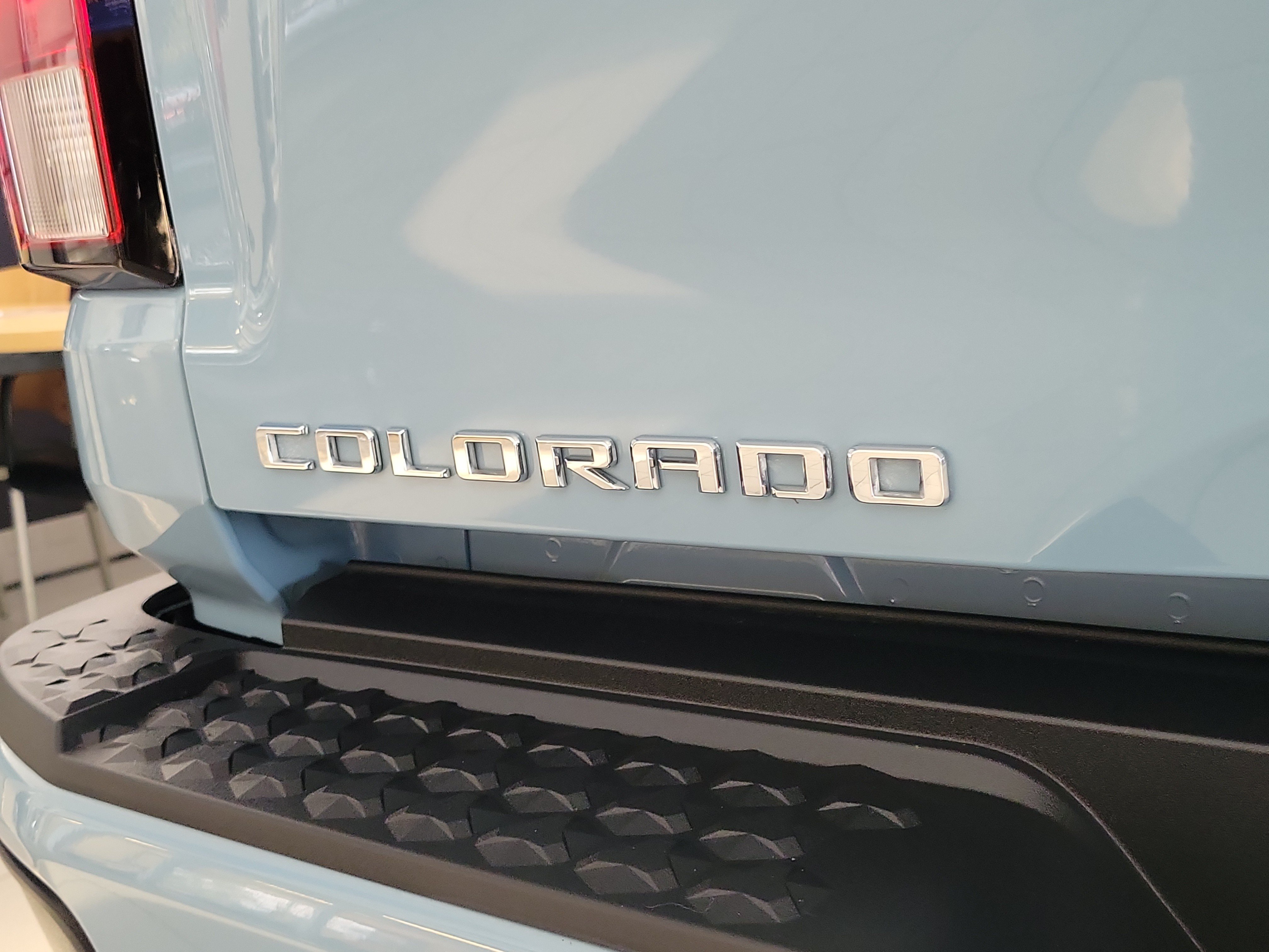 Used 2026 Chevrolet Colorado LT RWD image 7