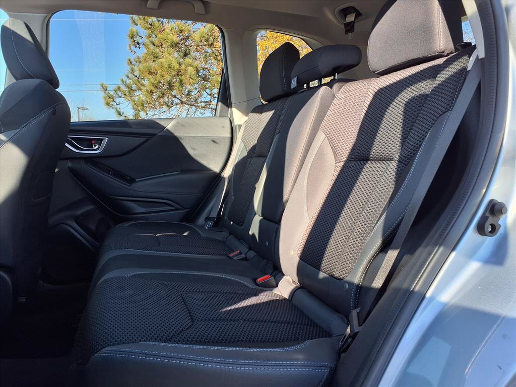Used 2019 Subaru Forester Premium w/ All-Weather Package AWD/4WD image 8
