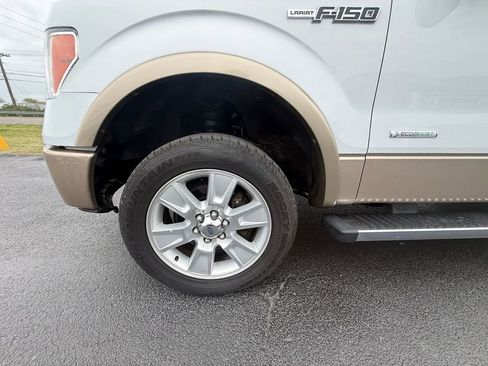 Used 2013 Ford F150 Lariat w/ Mid Equipment Group image 10