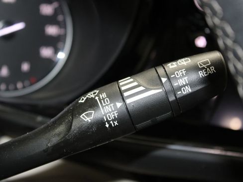 Used 2023 Buick Envision Essence AWD/4WD image 37