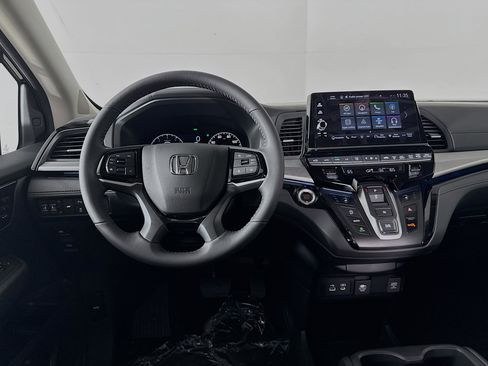 New 2026 Honda Odyssey Touring image 28