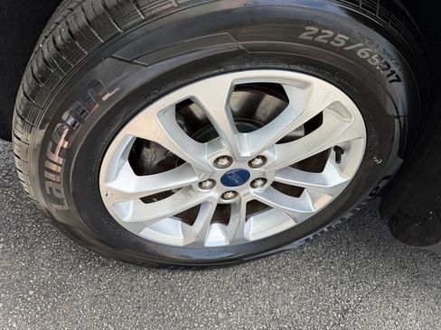 Used 2022 Ford Escape S FWD image 10