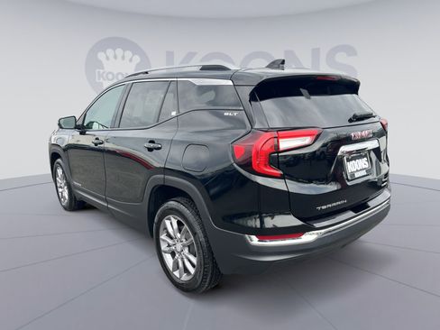 Used 2024 GMC Terrain SLT image 8