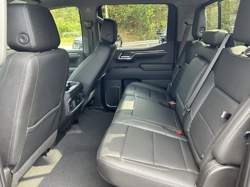 Used 2023 Chevrolet Silverado 1500 LTZ image 16