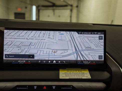 Used 2026 BMW X3 xDrive30 w/ Convenience Package image 17