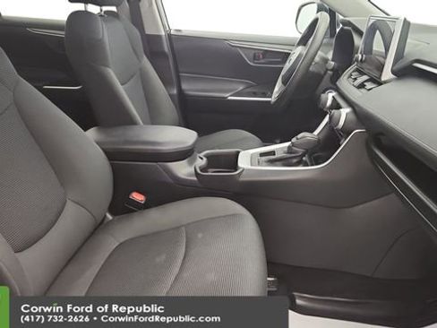Used 2024 Toyota RAV4 LE image 23