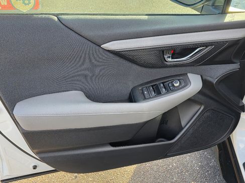 Used 2025 Subaru Outback Premium w/ Popular Package #1A image 31