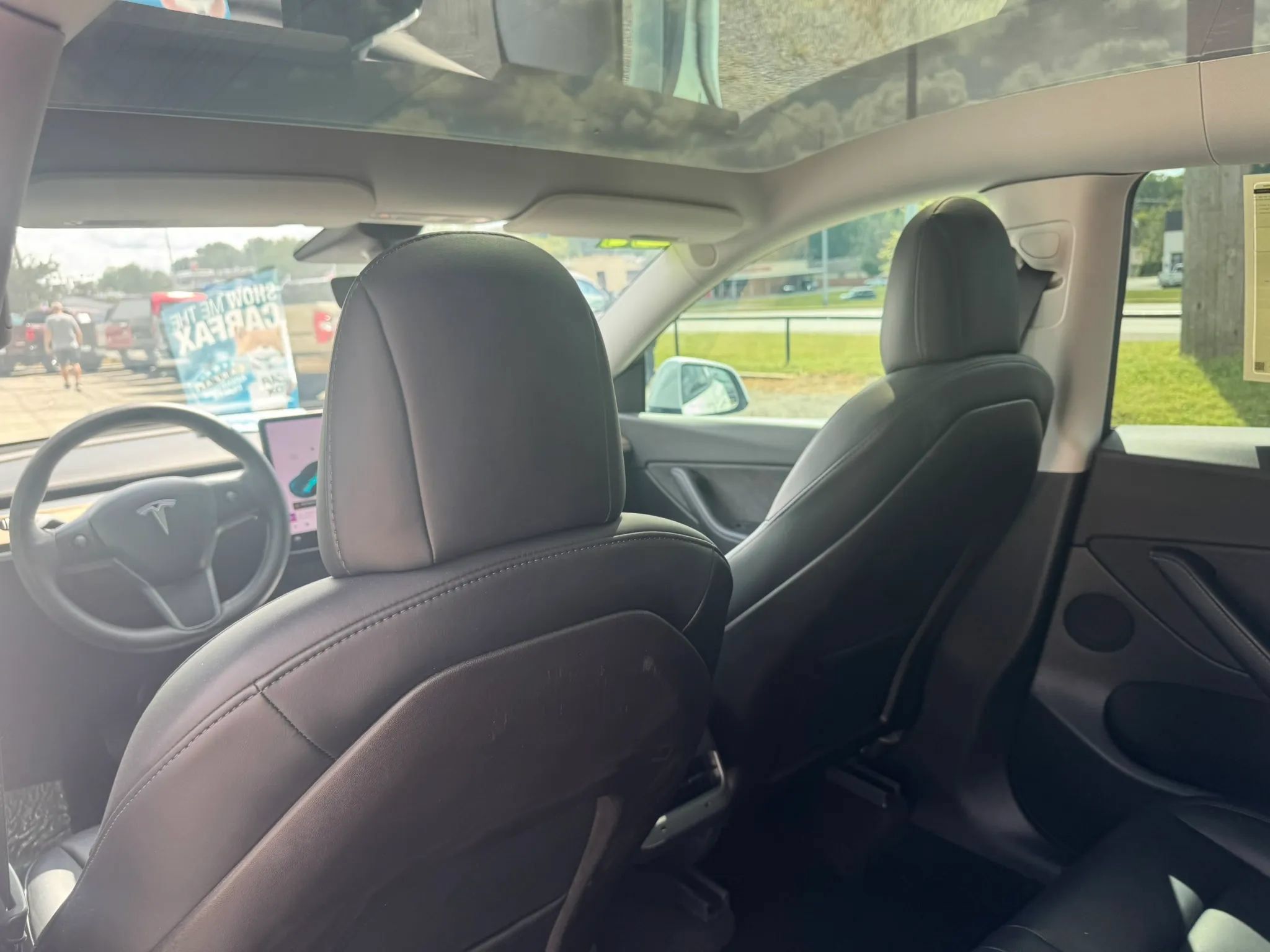 Used 2021 Tesla Model Y Long Range AWD/4WD image 12