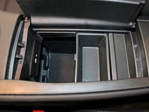 Used 2025 Mercedes-Benz GLS 450 GLS 450 image 26