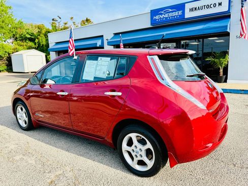 Used 2013 Nissan Leaf SV w/ LED & Quick Charge Pkg image 19