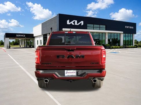 Used 2025 RAM 1500 Big Horn AWD/4WD image 6