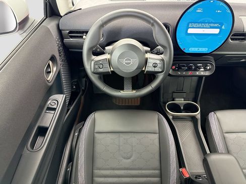 Used 2025 MINI Cooper S FWD image 10