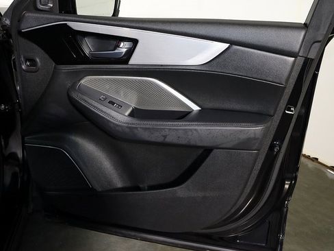 Certified 2023 Acura MDX SH-AWD image 33