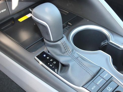 New 2024 Toyota Camry XLE image 18