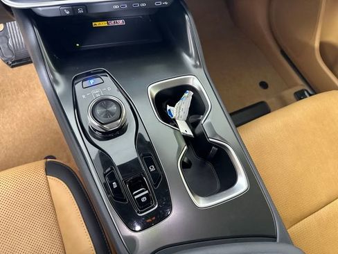 Used 2025 Lexus RZ 450e image 20