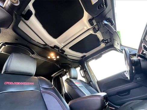 Used 2022 Jeep Gladiator Rubicon w/ LED Lighting Group image 17