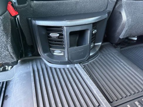 Used 2024 RAM 3500 Tradesman w/ Chrome Appearance Group image 25