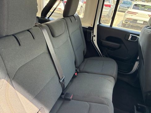 Used 2025 Jeep Wrangler Unlimited Sport AWD/4WD image 12