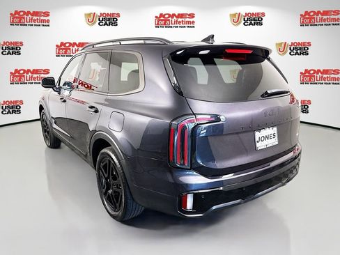 Used 2025 Kia Telluride EX X-Line AWD/4WD image 2