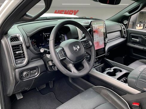 Used 2026 RAM 3500 Laramie AWD/4WD image 19