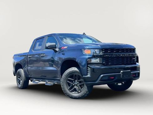 Used 2019 Chevrolet Silverado 1500 Custom Trail Boss w/ Custom Convenience Package AWD/4WD image 18