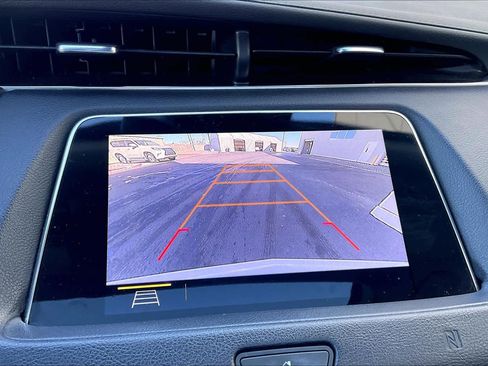 Used 2019 Cadillac XT4 Premium Luxury image 25