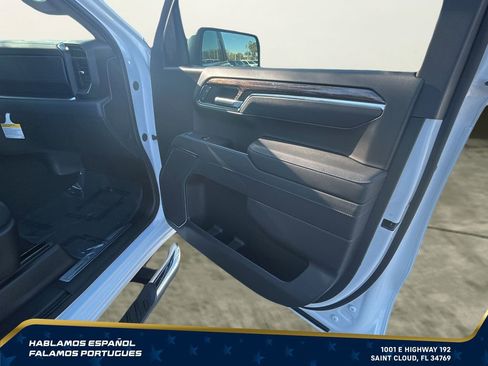 New 2026 GMC Sierra 1500 SLE w/ Preferred Package RWD image 30