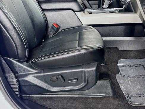 Used 2019 Ford F150 Lariat w/ Equipment Group 502A Luxury image 38