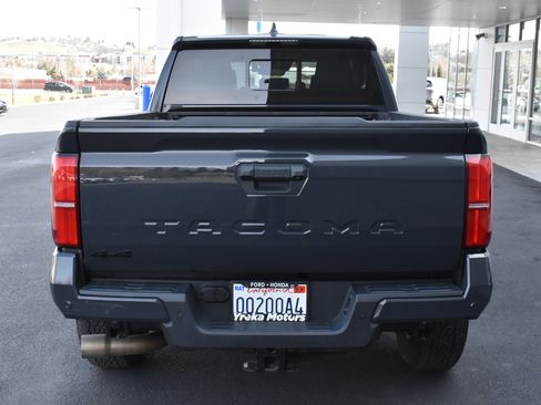 Used 2024 Toyota Tacoma TRD Off-Road w/ TRD Off Road Upgrade Package image 7