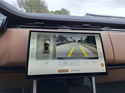 New 2026 Land Rover Range Rover SE image 20