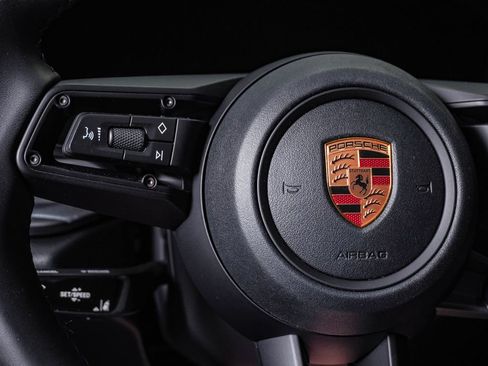 Used 2026 Porsche 911 Carrera T RWD image 24