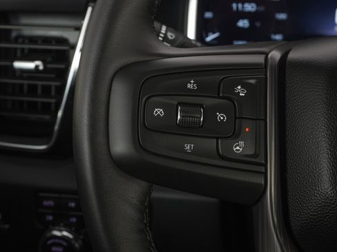 Used 2025 GMC Sierra 3500 Denali Ultimate image 20