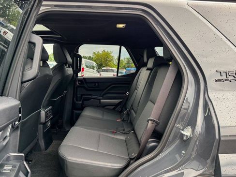 Used 2025 Toyota 4Runner 4WD image 19