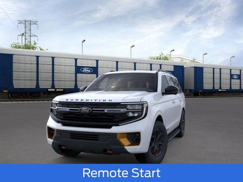 New 2026 Ford Expedition Tremor image 2